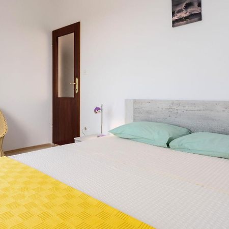 Apartments Pilicari (Adults Only) 로비니 객실 사진