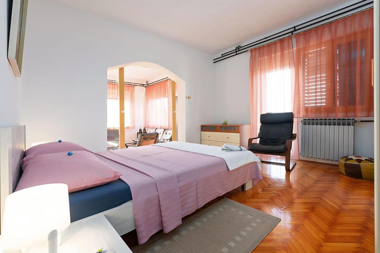 Apartments Pilicari (Adults Only) 로비니 외부 사진