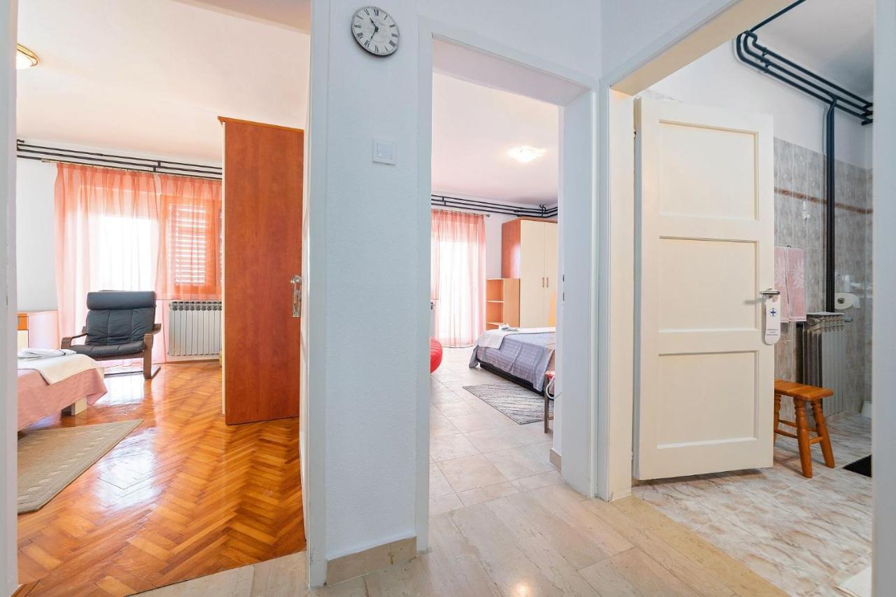 Apartments Pilicari (Adults Only) 로비니 외부 사진
