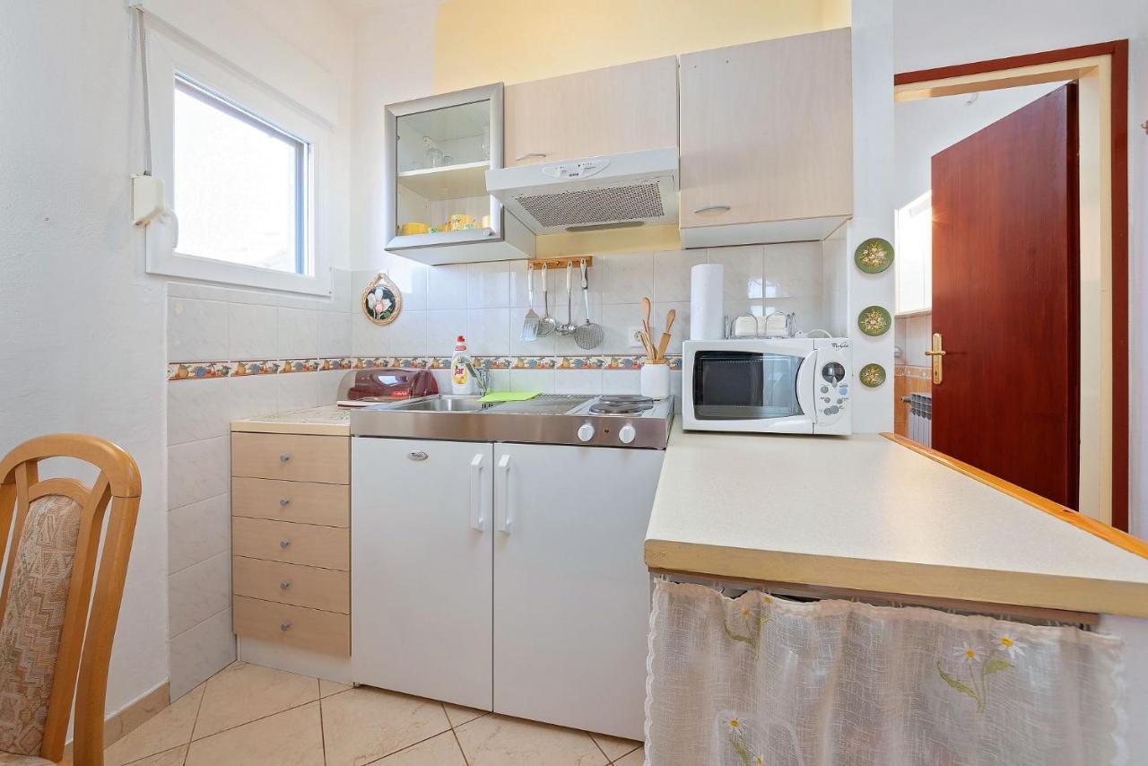 Apartments Pilicari (Adults Only) 로비니 외부 사진