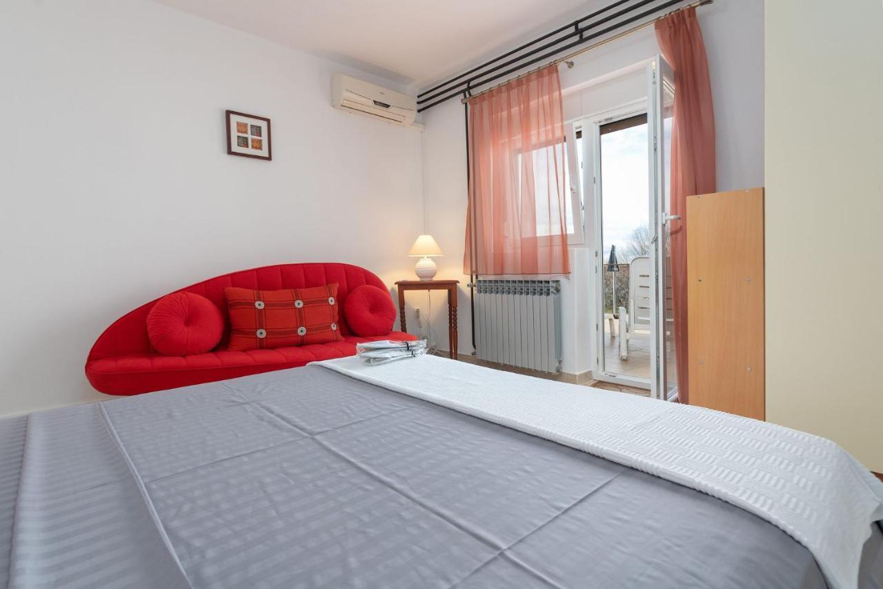 Apartments Pilicari (Adults Only) 로비니 외부 사진