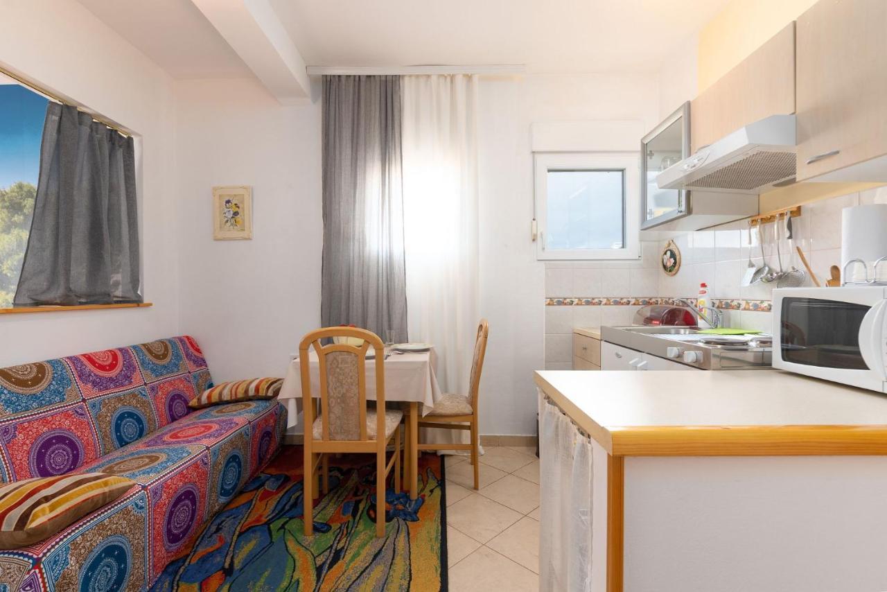 Apartments Pilicari (Adults Only) 로비니 외부 사진