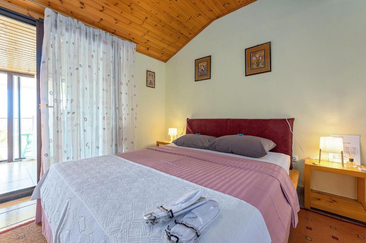 Apartments Pilicari (Adults Only) 로비니 외부 사진