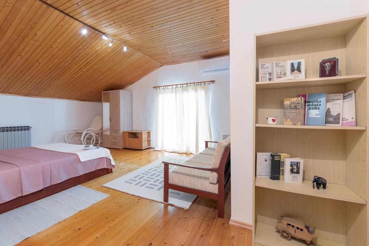 Apartments Pilicari (Adults Only) 로비니 외부 사진